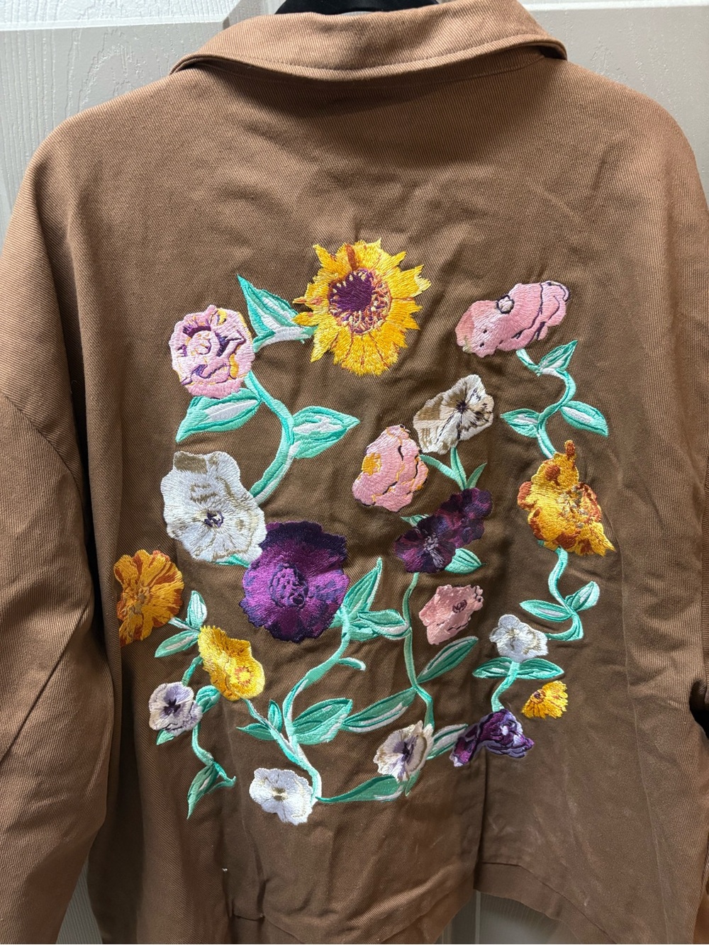 Taylor Swift 4X brown acoustic piano jacket
